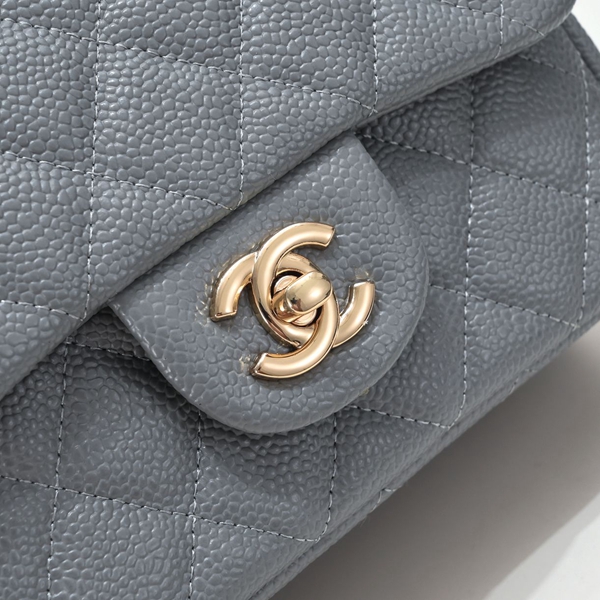 シャネルバッグ素材ディテール